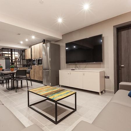 Charming,Comfortable And Centrally Located Group Accomodation Gzira Екстериор снимка