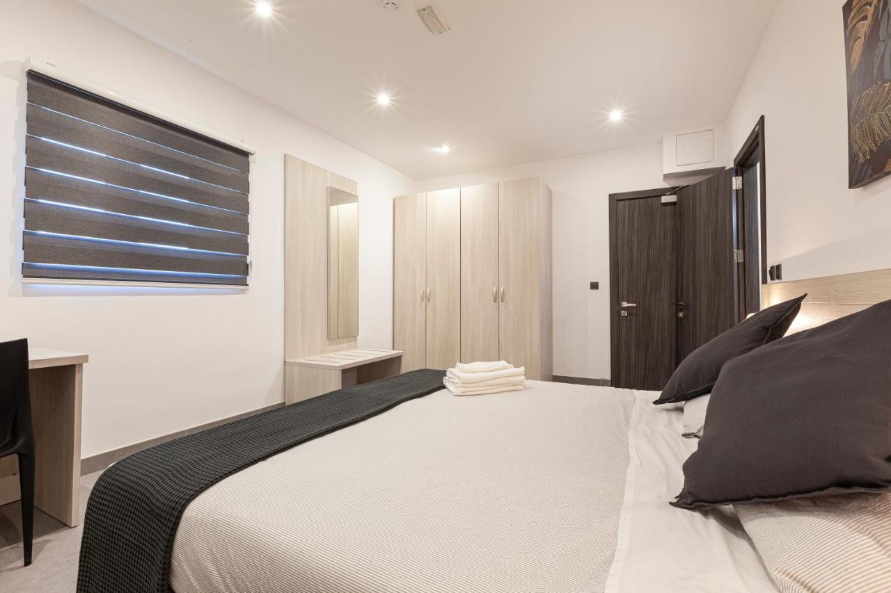 Charming,Comfortable And Centrally Located Group Accomodation Gzira Екстериор снимка
